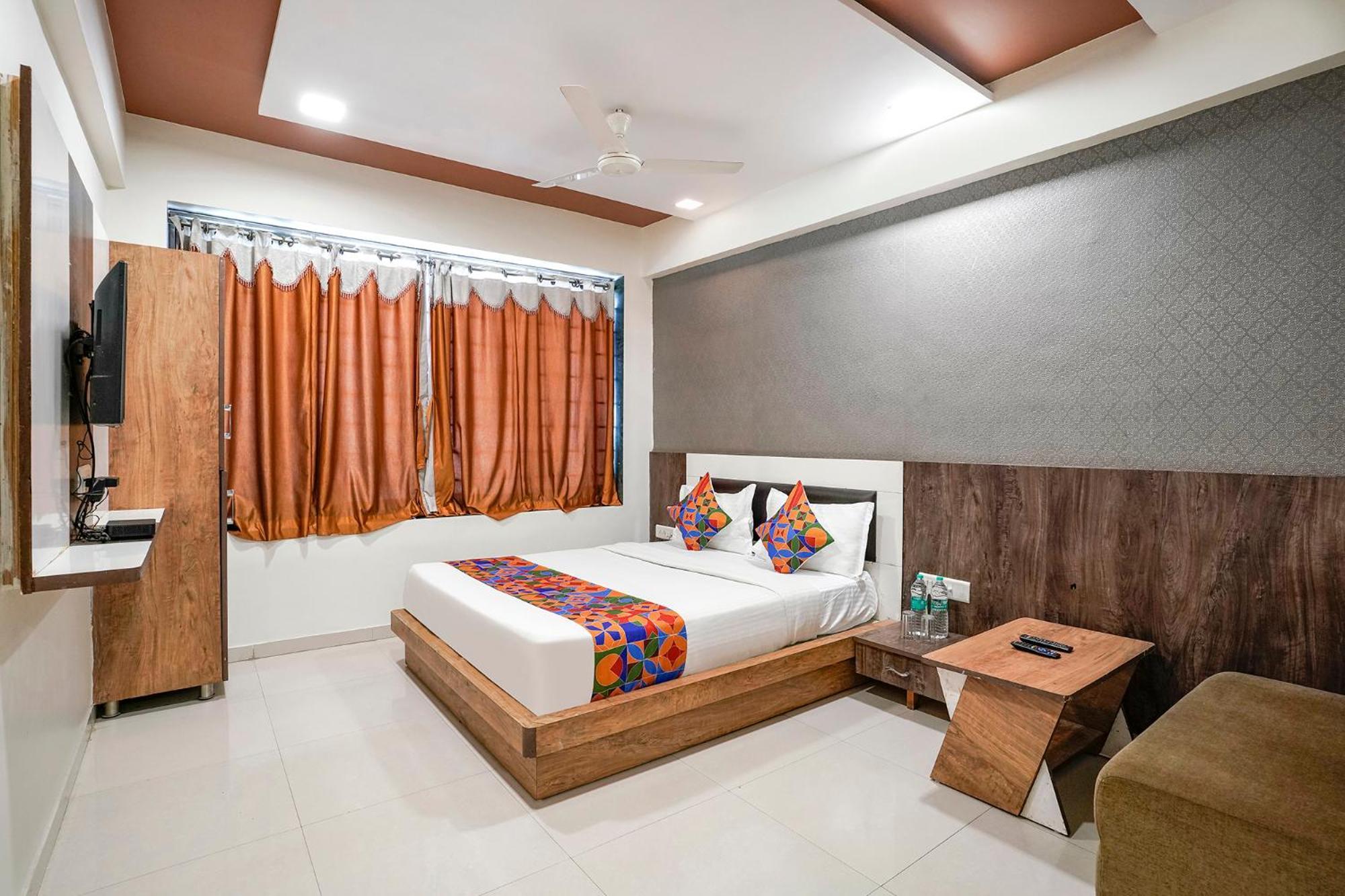 Fabhotel Galaxy I أحمد أباد المظهر الخارجي الصورة