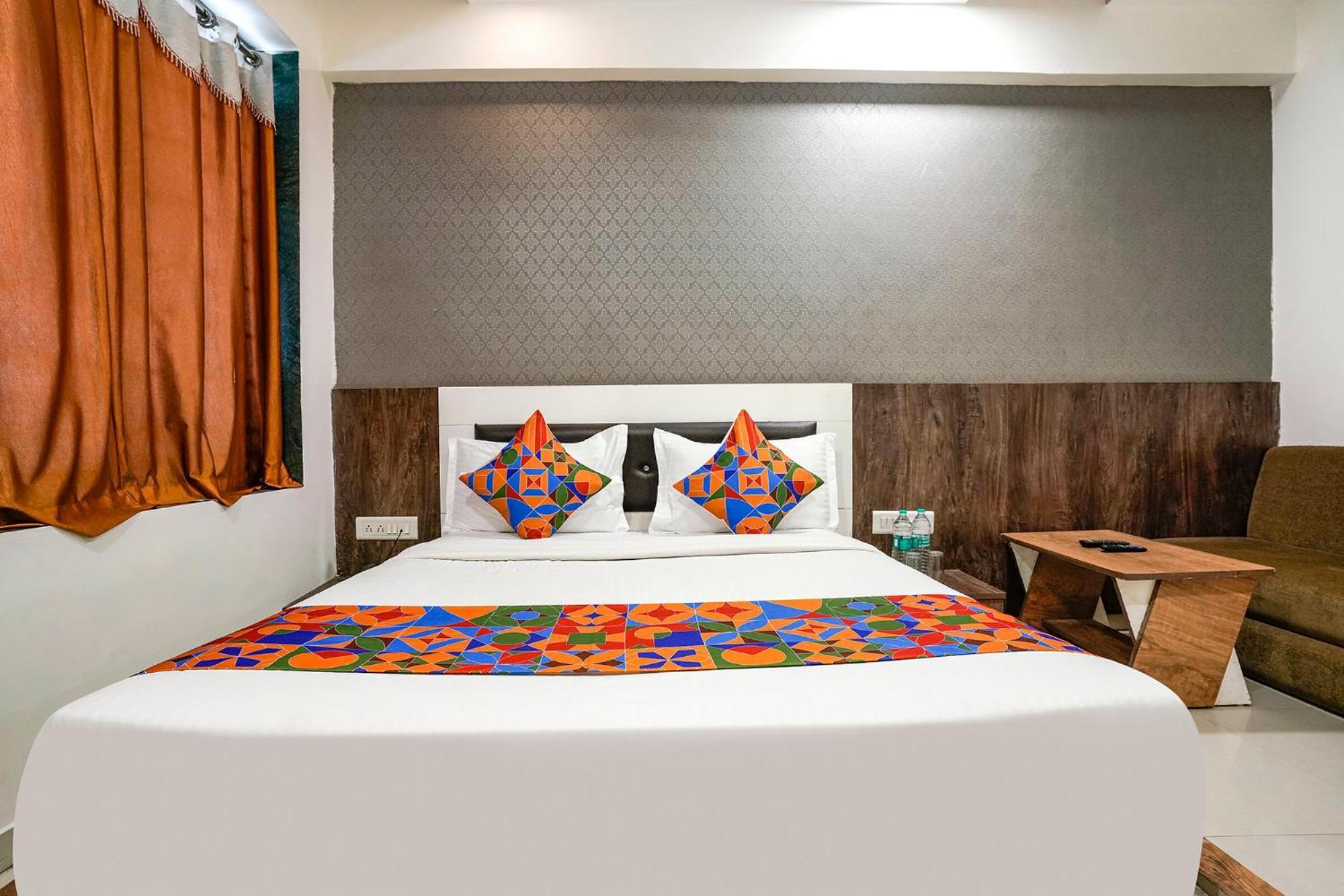 Fabhotel Galaxy I أحمد أباد المظهر الخارجي الصورة